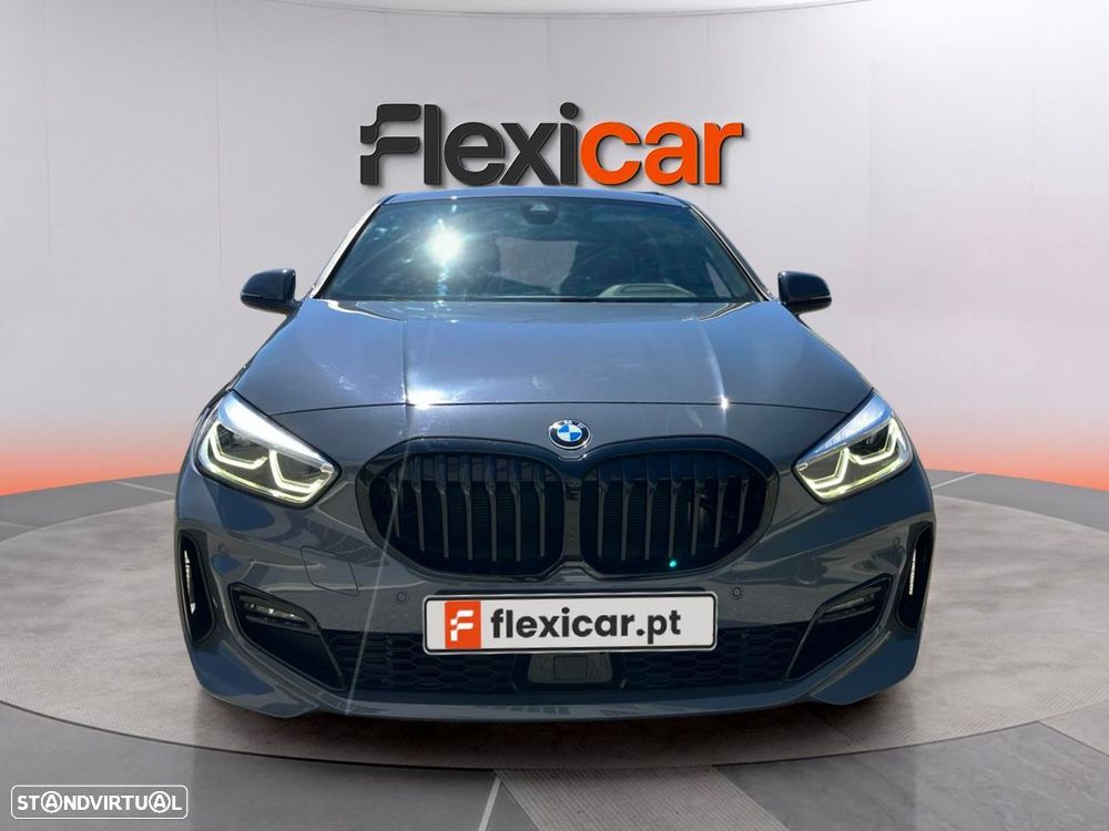 BMW 118 i Pack Desportivo M Auto - 2