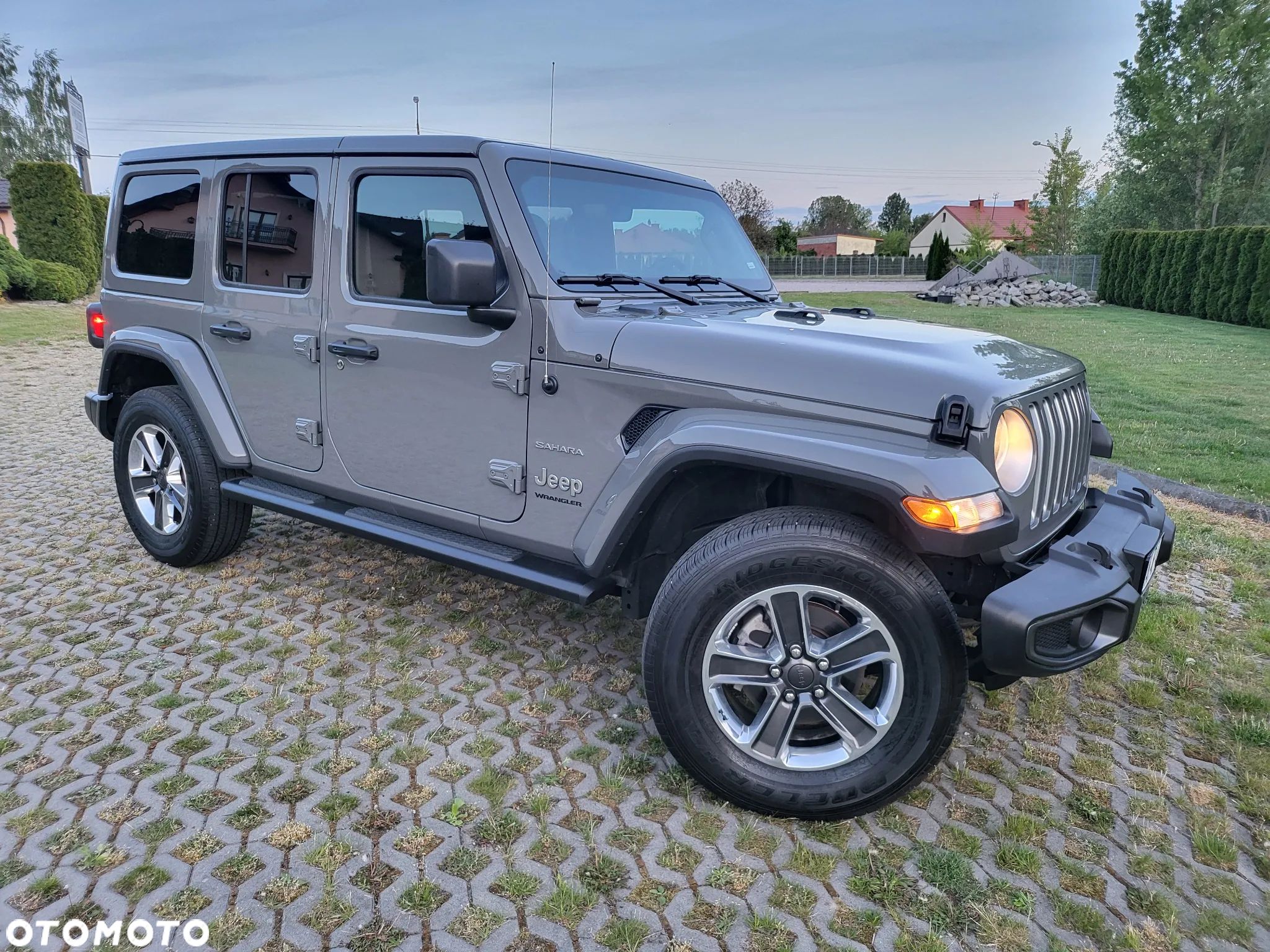 Jeep Wrangler - 1