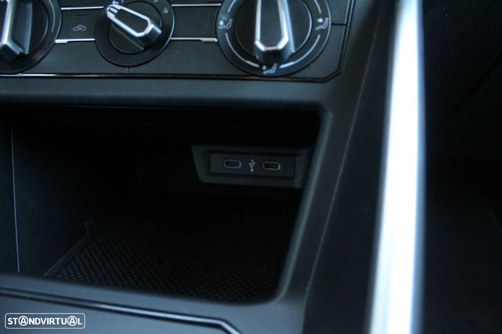 VW Taigo 1.0 TSI Life - 18