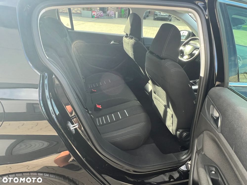Peugeot 308 125 THP Active - 15