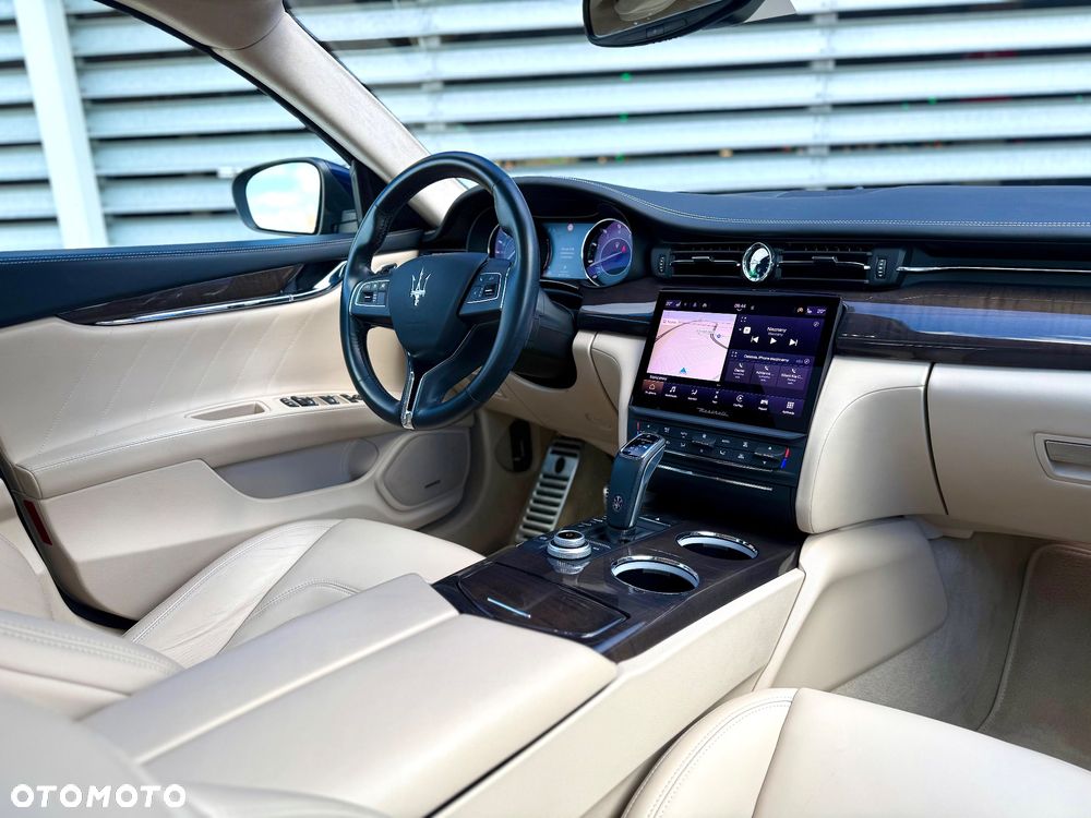 Maserati Quattroporte GranLusso S - 17