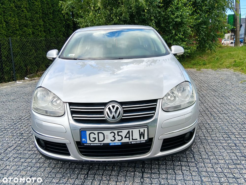 Volkswagen Jetta 1.4 TSI Highline - 11