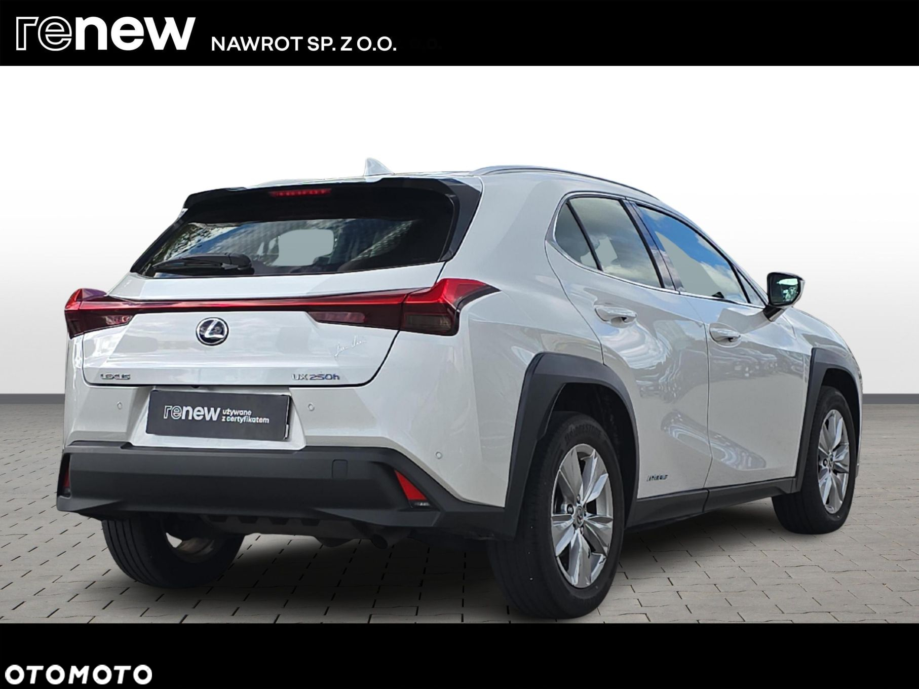 Lexus UX - 5