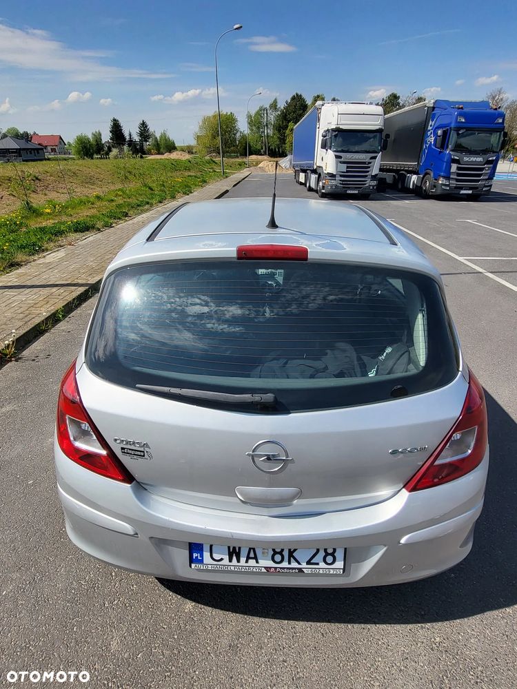 Opel Corsa - 4