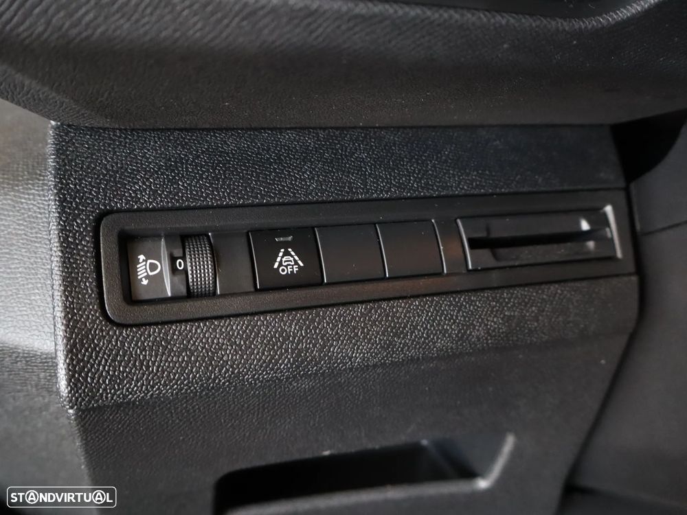 Peugeot 3008 PureTech 130 Stop & Start GPF EAT8 Active - 24