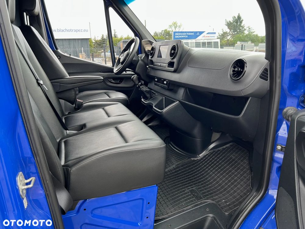 Mercedes-Benz Sprinter - 10