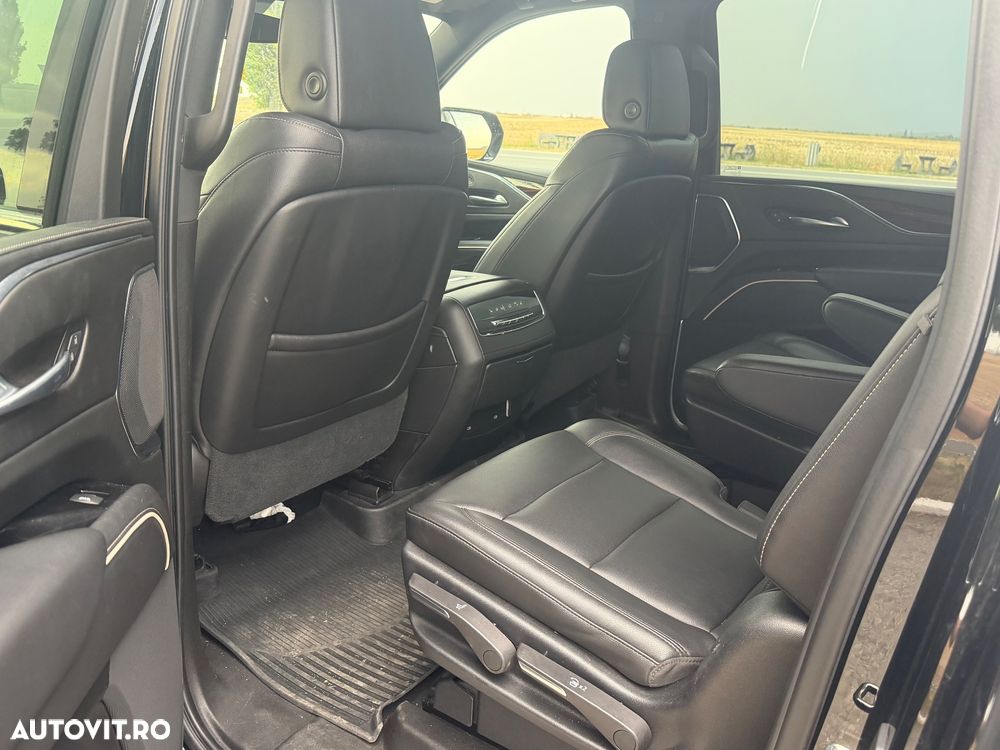 Cadillac Escalade - 10