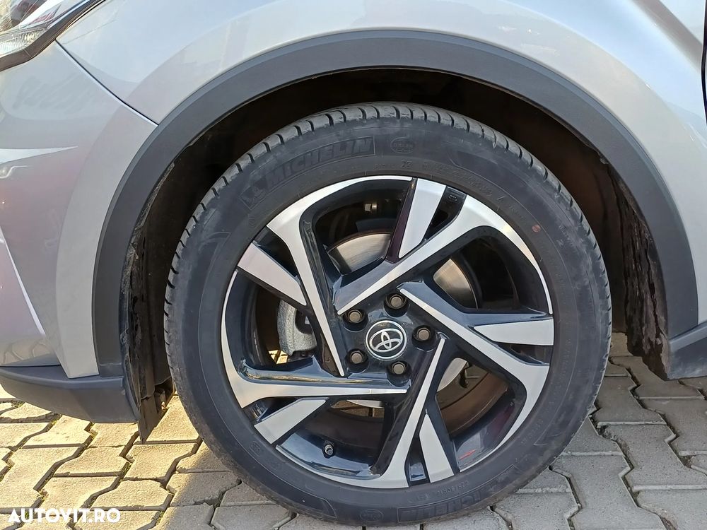 Toyota C-HR 2.0 HSD 184 CP 4x2 CVT Style - 8