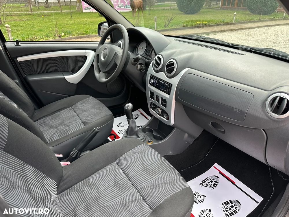 Dacia Sandero 1.5 DCI Laureate - 13