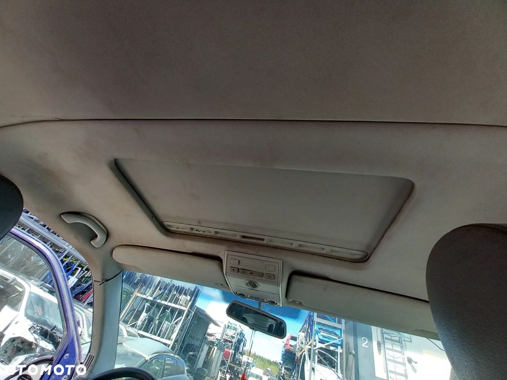 VW TRANSPORTER T5 MULTIVAN KOMPLETNA PRZEKŁADKA FOTELI DYWANÓW PODSUFITKI BOCZKI SŁUPKI NA MULTIVAN KOMPLET Z STOLIKIEM I ROLETĄ SKÓRA ALCANTARA - 20