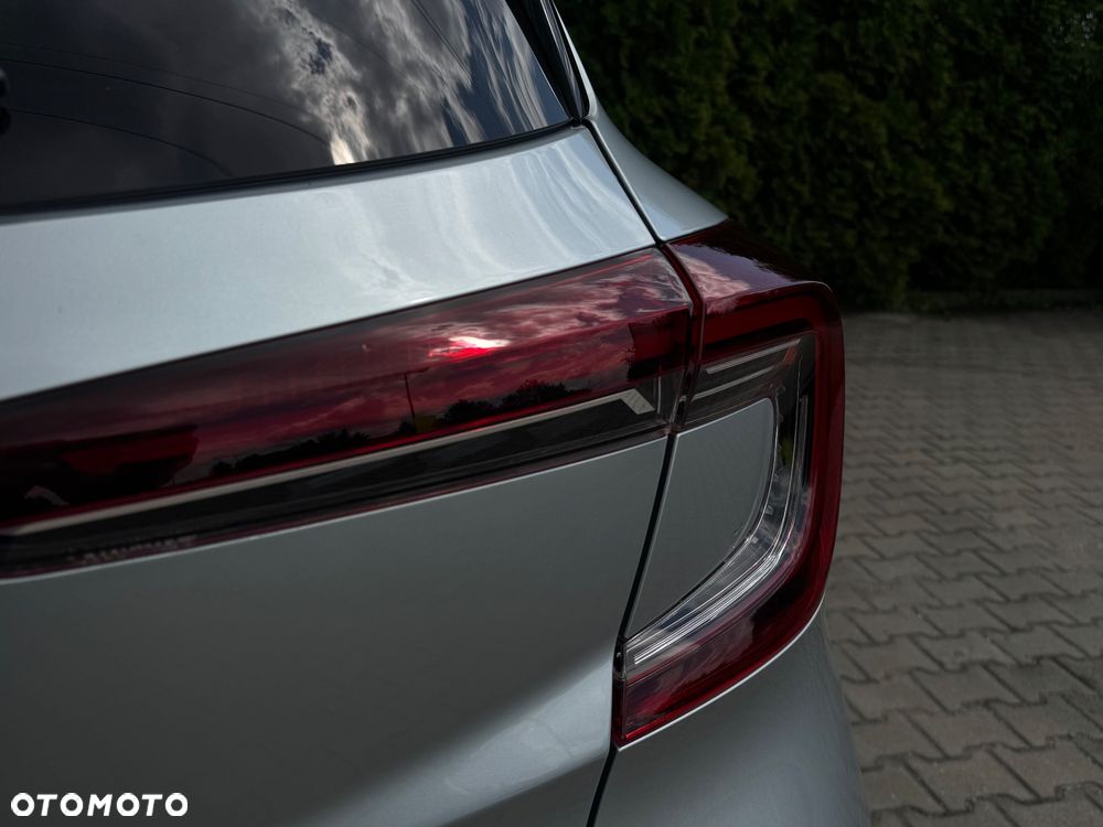 Renault Captur TCe 100 EXPERIENCE - 11