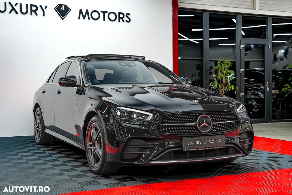 Mercedes-Benz E 300 de 9G-TRONIC AMG Line - 13