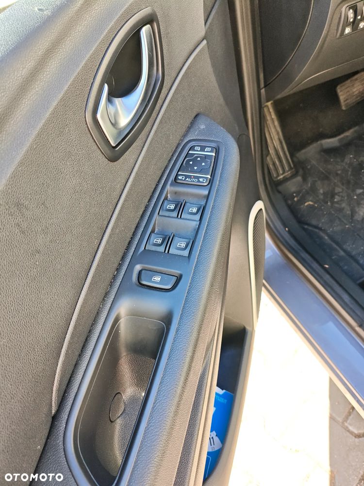 Renault Captur ENERGY TCe 120 EDC Bose Edition - 10
