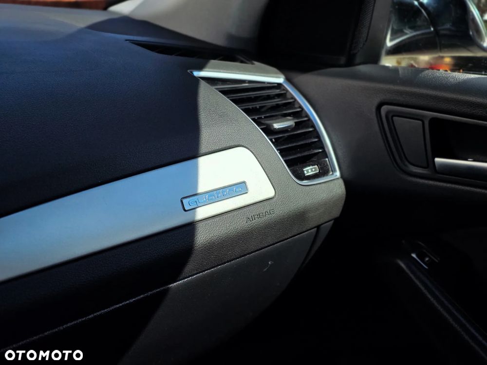 Audi Q5 2.0 TDI Quattro S tronic design - 12