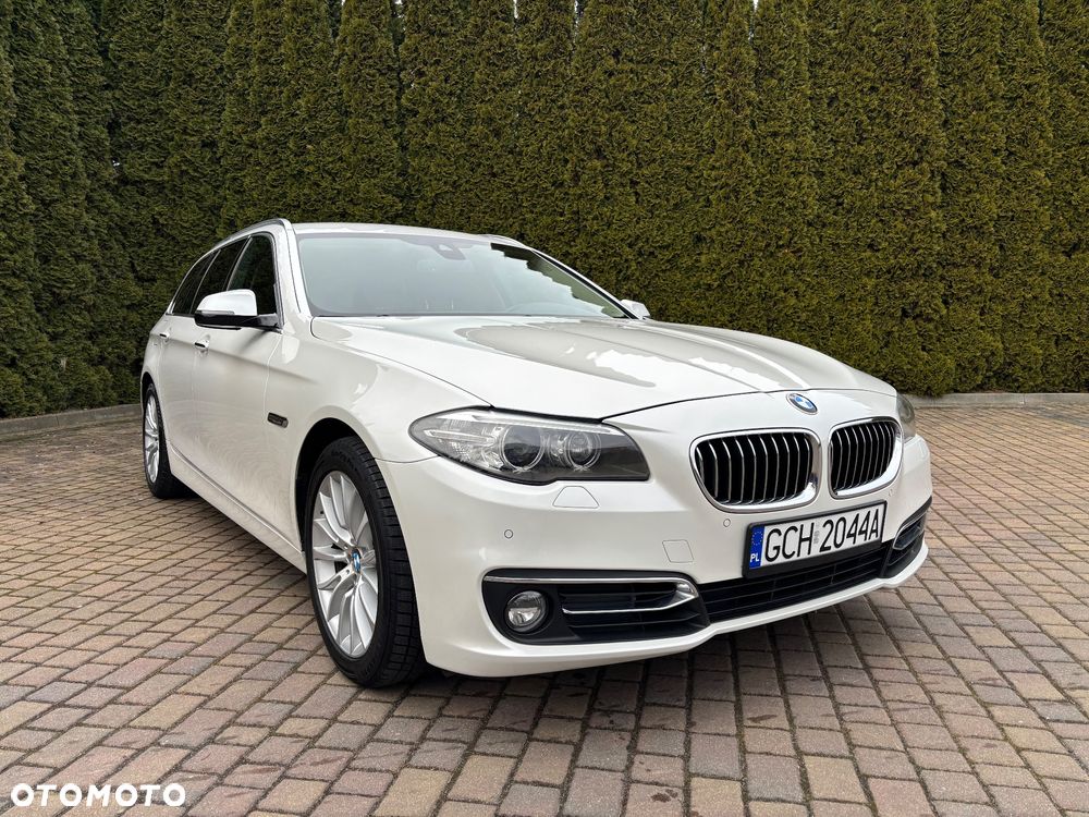 BMW Seria 5 520d Luxury Line - 2