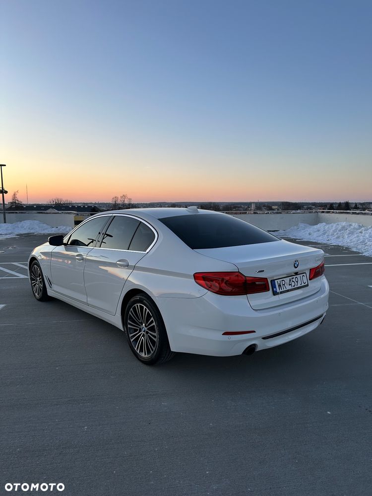 BMW Seria 5 530i xDrive Sport Line - 5