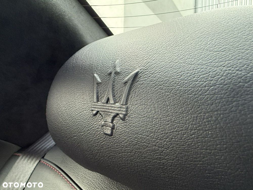 Maserati GranTurismo - 25