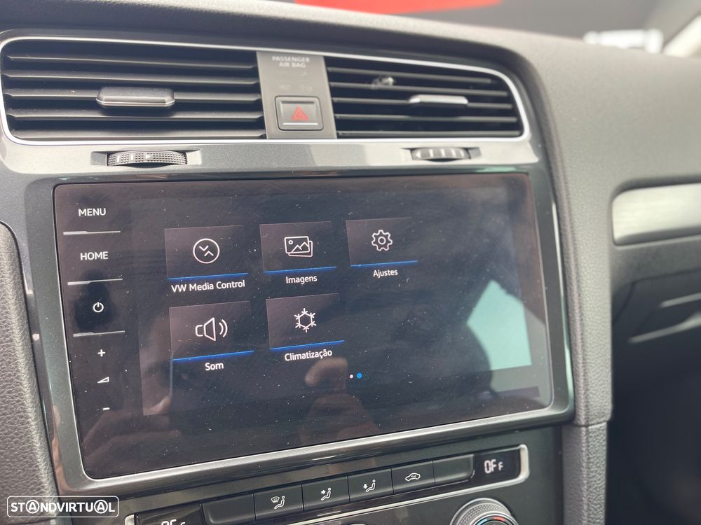 VW Golf Variant 2.0 TDi R-Line DSG - 22