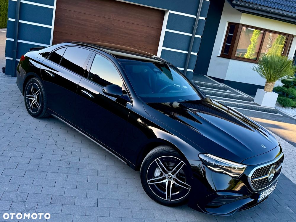 Mercedes-Benz Klasa E 220 d mHEV 4-Matic AMG 9G-Tronic - 32