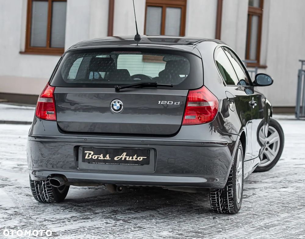 BMW Seria 1 120d DPF Edition Sport - 12