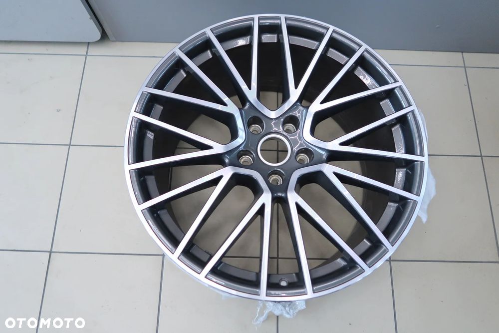 Nowa tylna felga Porsche Cayenne 9Y3601025AM 11,5x22 et52 - 1
