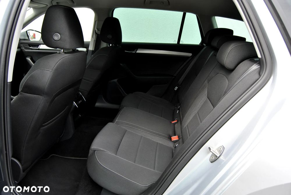 Skoda Superb 2.0 TDI 4x4 DSG Style - 20