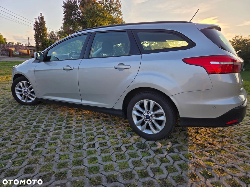 Ford Focus 1.5 TDCi SYNC Edition - 8
