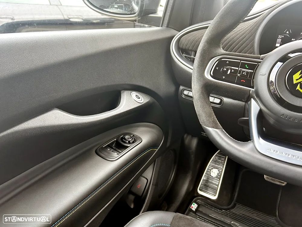 Abarth 500e C Scorpionissima - 14