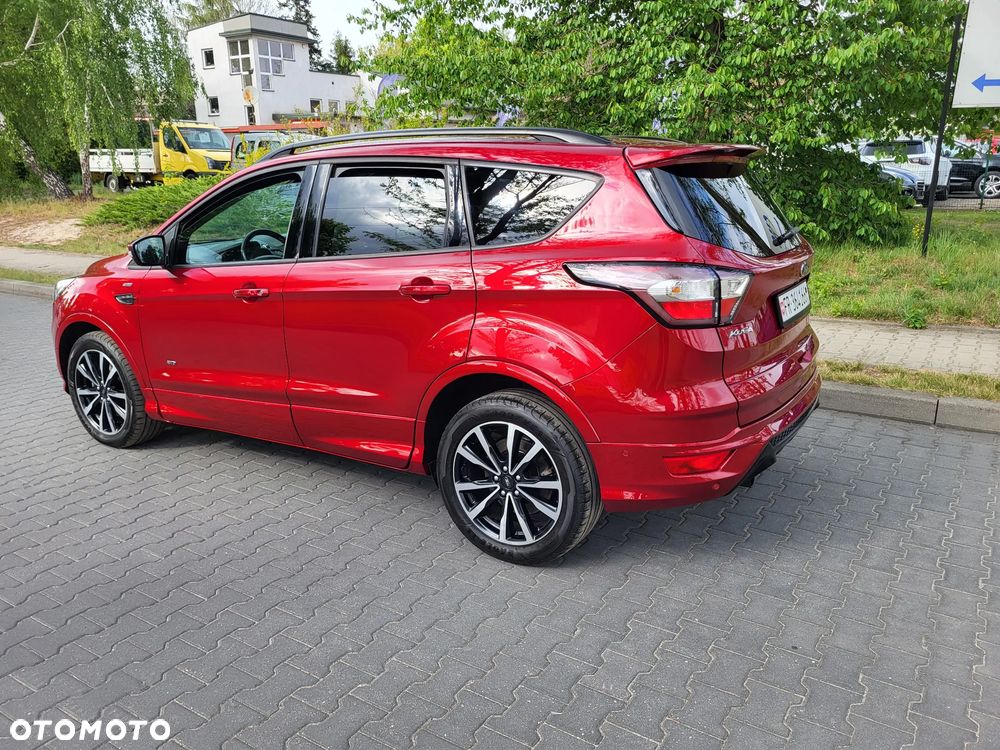 Ford Kuga 2.0 TDCi 4x4 ST-Line - 4