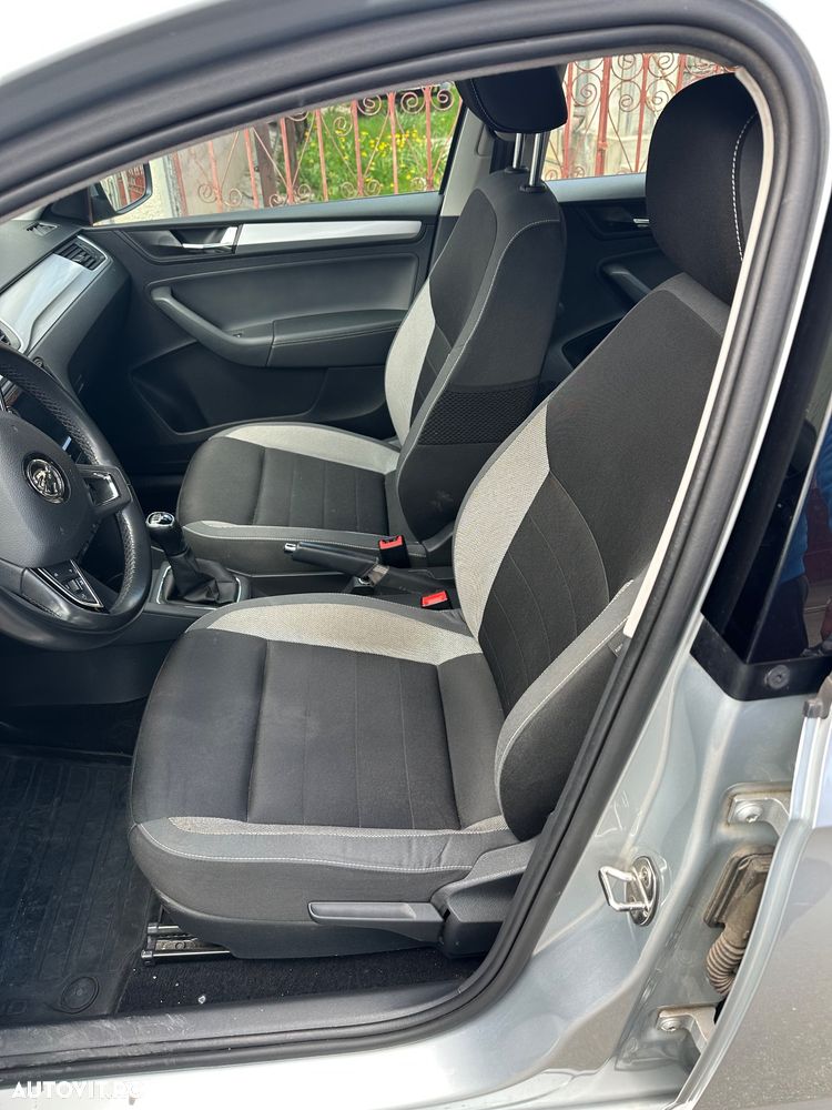 Skoda RAPID 1.0 TSI Ambition - 10