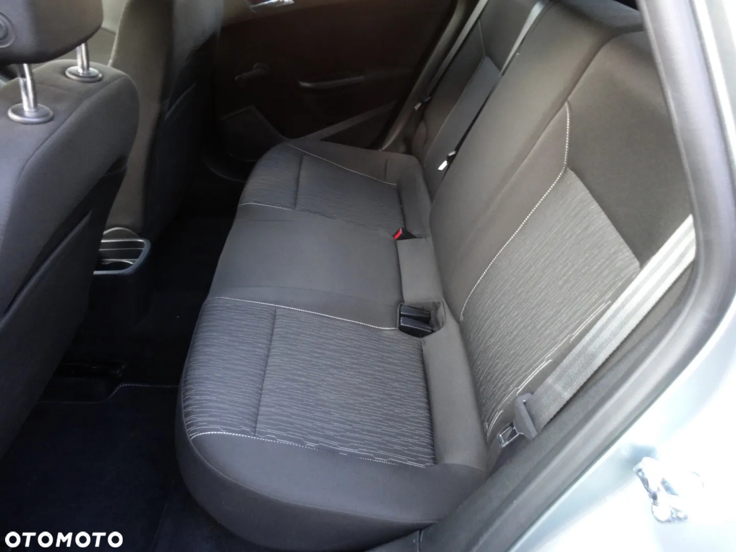 Opel Astra 1.4 EcoFLEX Edition - 22