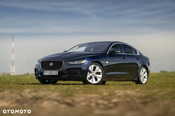 Jaguar XE 2.0 D Prestige