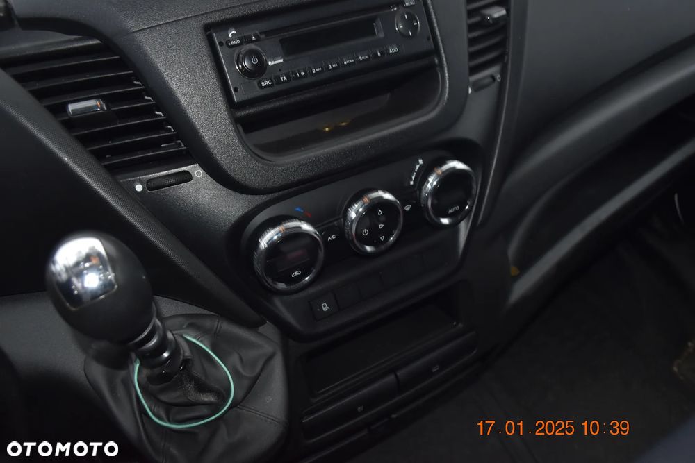 Iveco Daily - 18