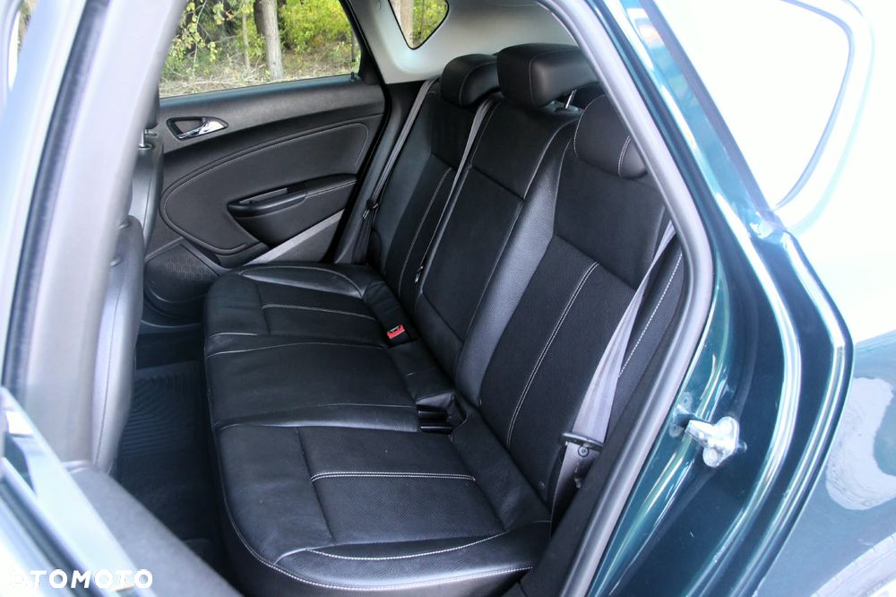 Opel Astra - 34