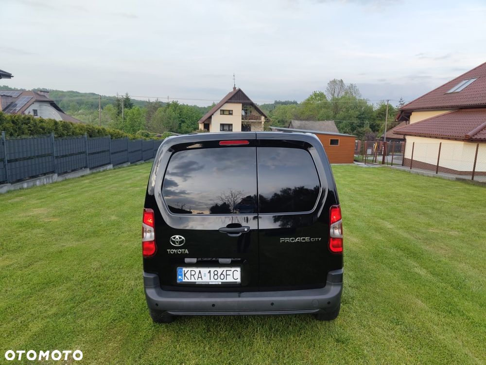 Toyota Proace City - 13
