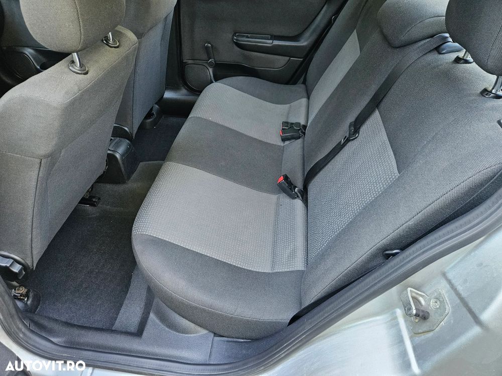 Opel Astra Classic 1.4i - 8