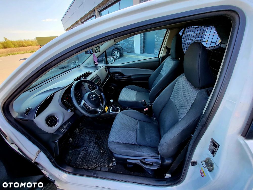 Toyota Yaris 1.0 Life - 10