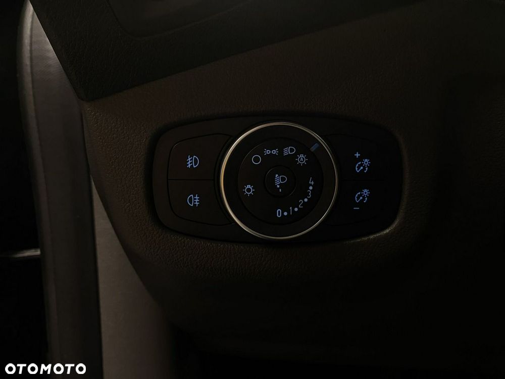 Ford Tourneo Connect Grand - 40