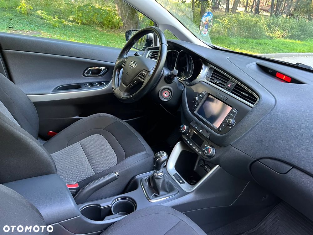 Kia Ceed Cee'd 1.4 L Business Line - 25