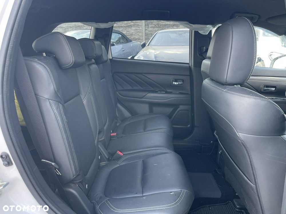Mitsubishi Outlander 2.4 4WD Spirit - 10