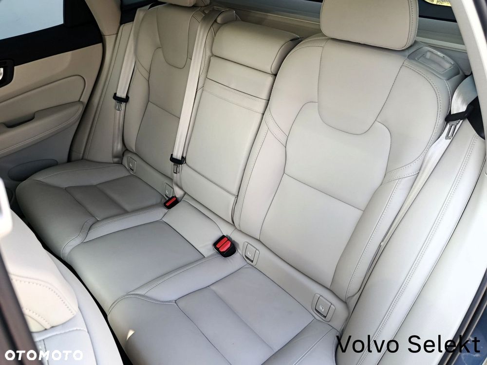 Volvo XC 60 - 11