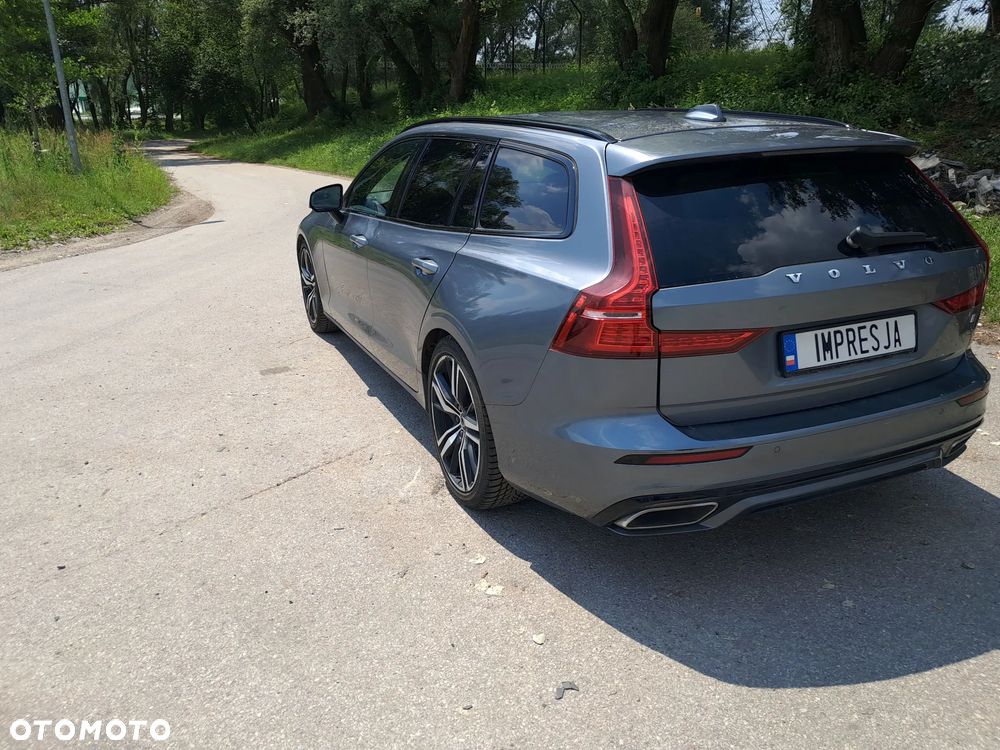Volvo V60 T4 R-Design - 19