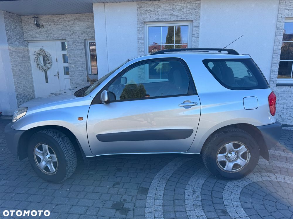 Toyota RAV4 - 11