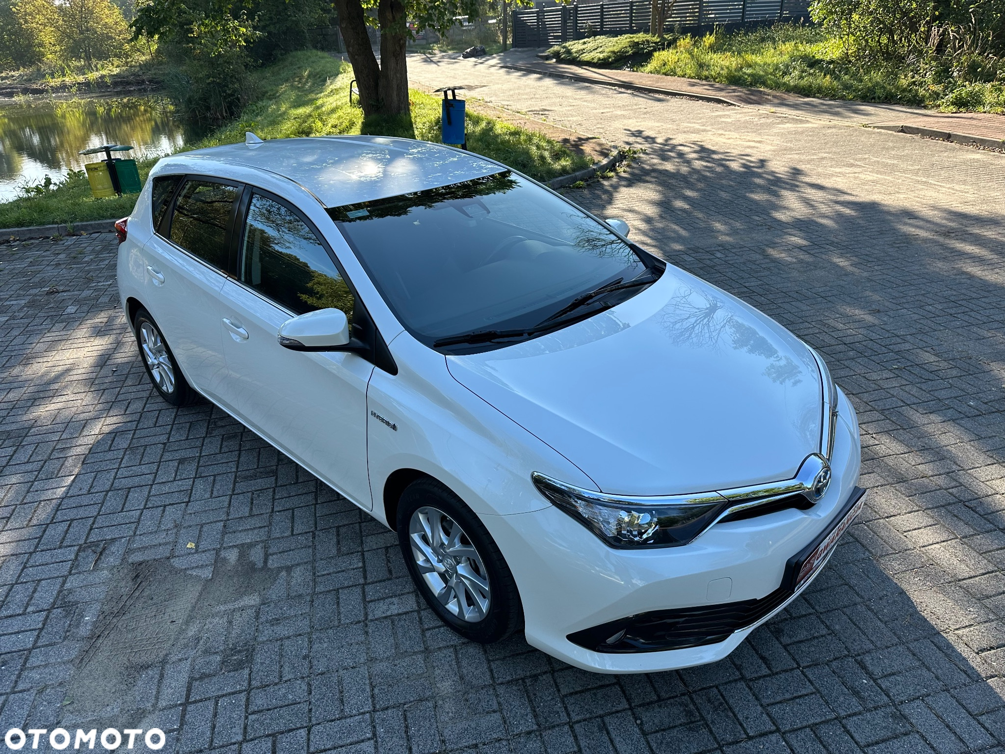 Toyota Auris 1.8 VVT-i Hybrid Automatik Comfort - 20
