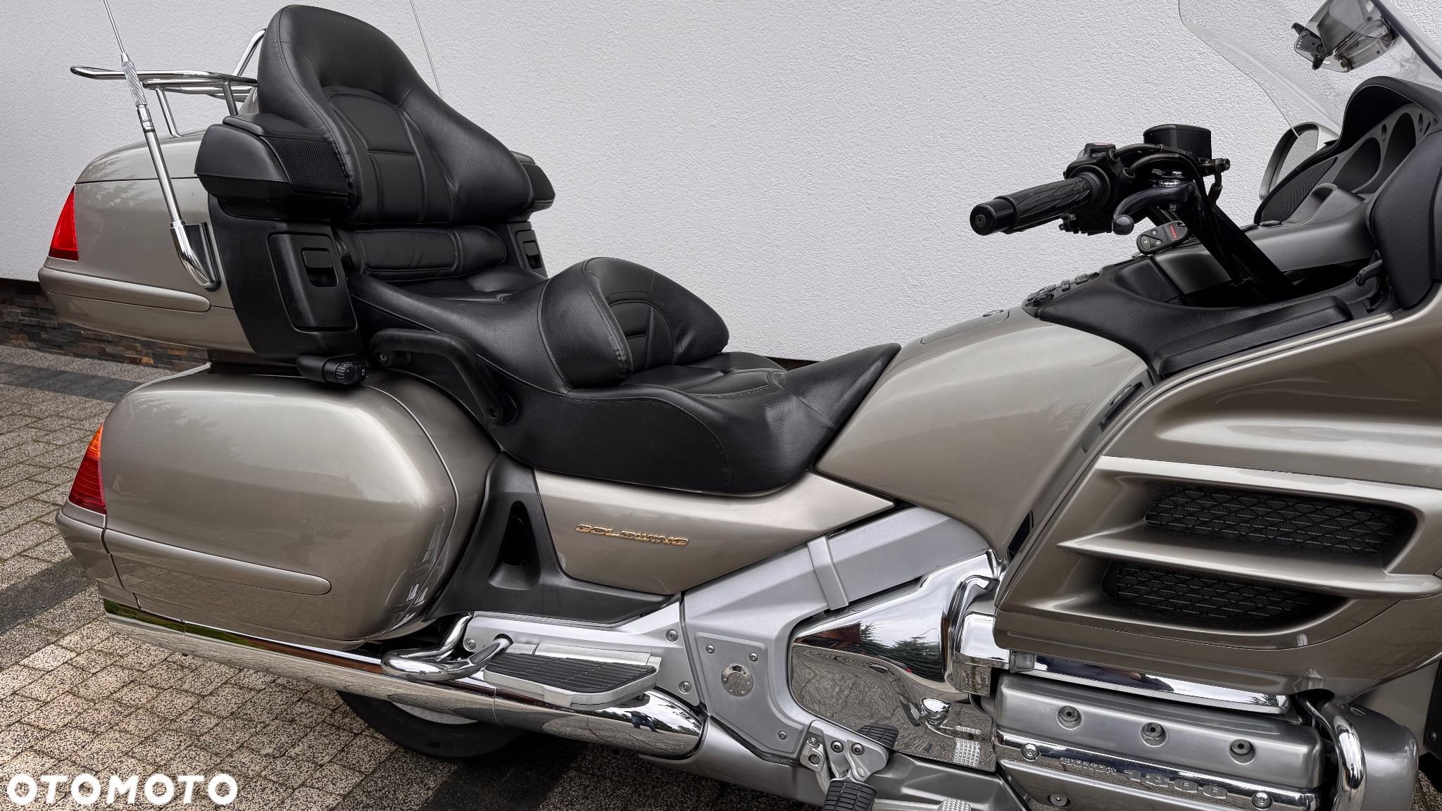 Honda GL - 15