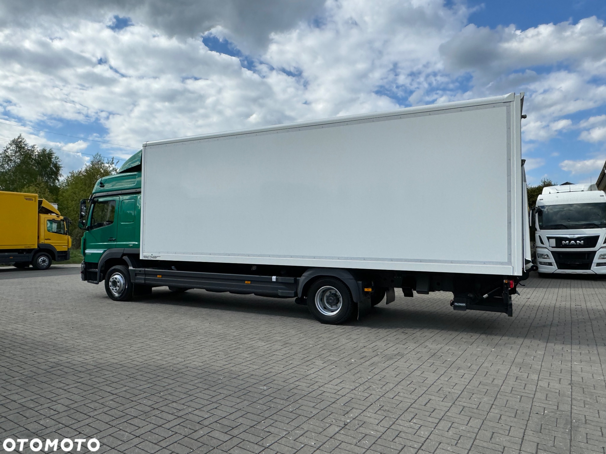 Mercedes-Benz ATEGO 1230 KONTENER 7.50m WINDA - 6