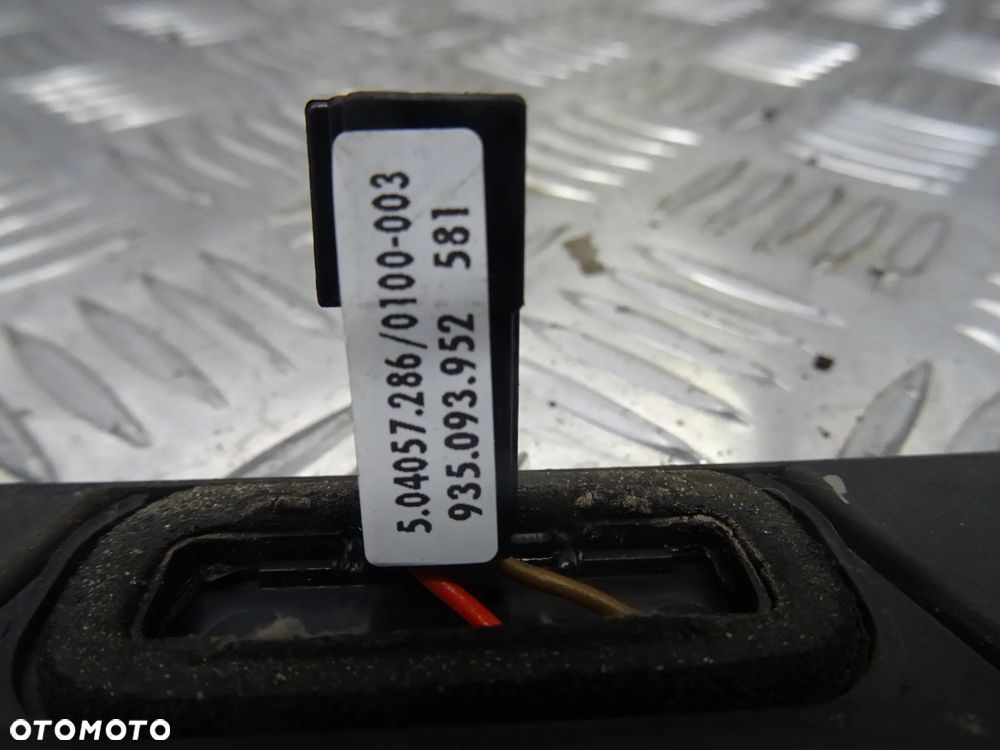 MERCEDES W202 LIFT 96-01 TRZECIE ŚWIATŁO STOP STOPU - 3