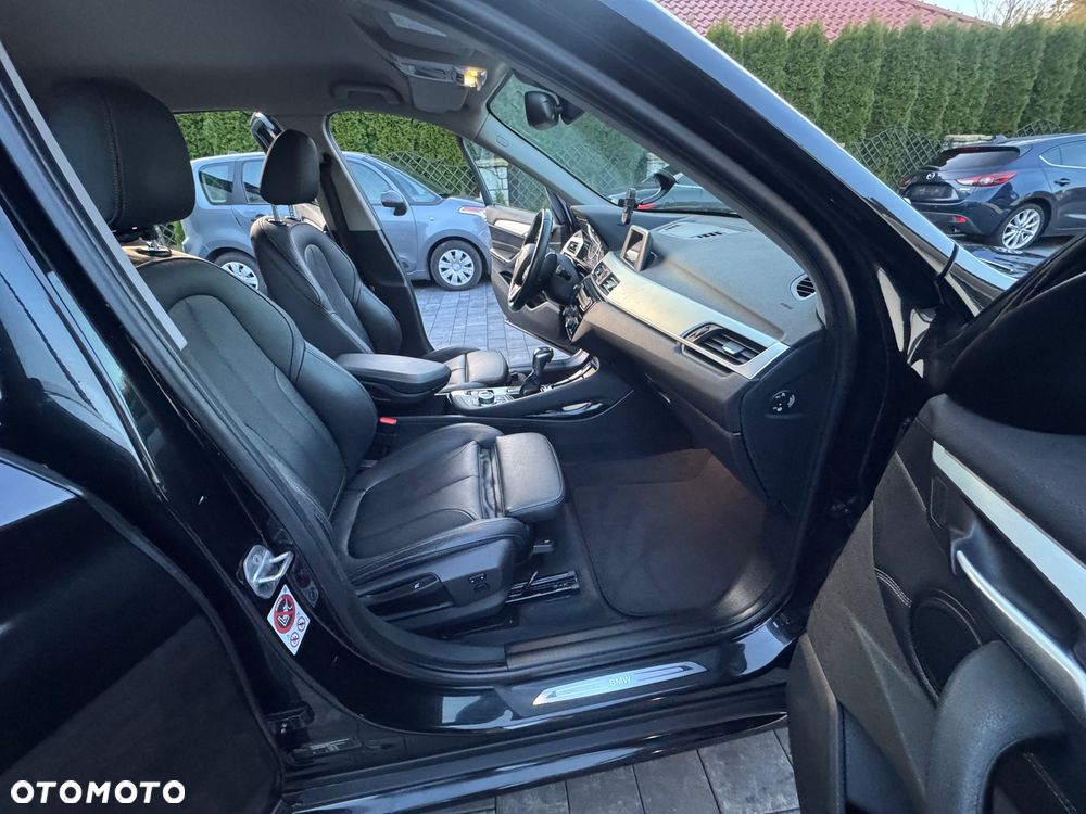 BMW X1 xDrive20i xLine sport - 18