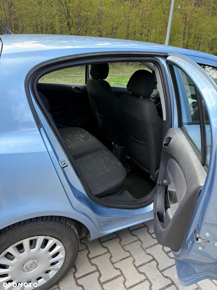 Opel Corsa 1.2 16V Cosmo - 8