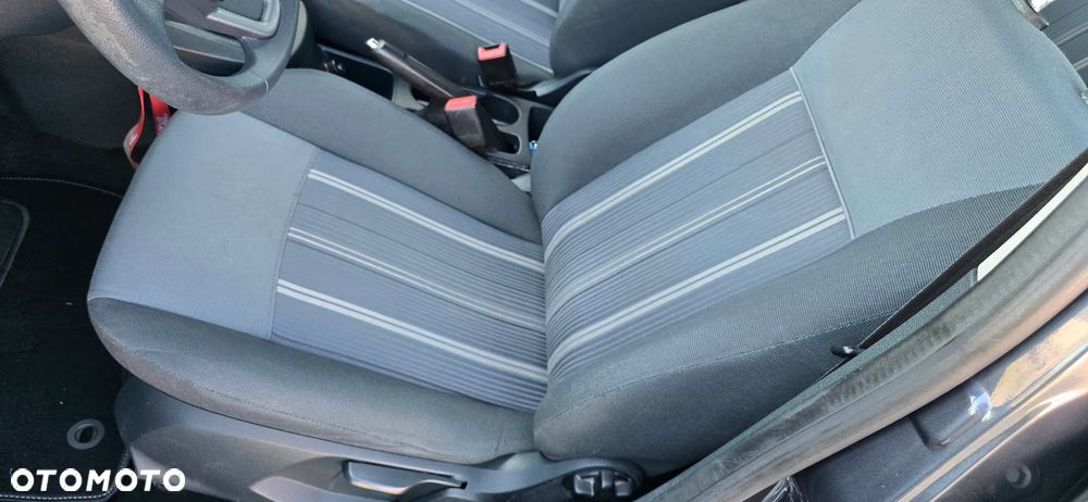 Ford Fiesta 1.25 Celebration - 9